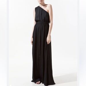 Zara Black One Shoulder Pleated
Maxi Dress size S